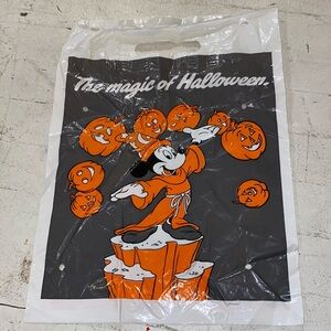 Rare Halloween, Mickey Mouse trick-or-treat bag